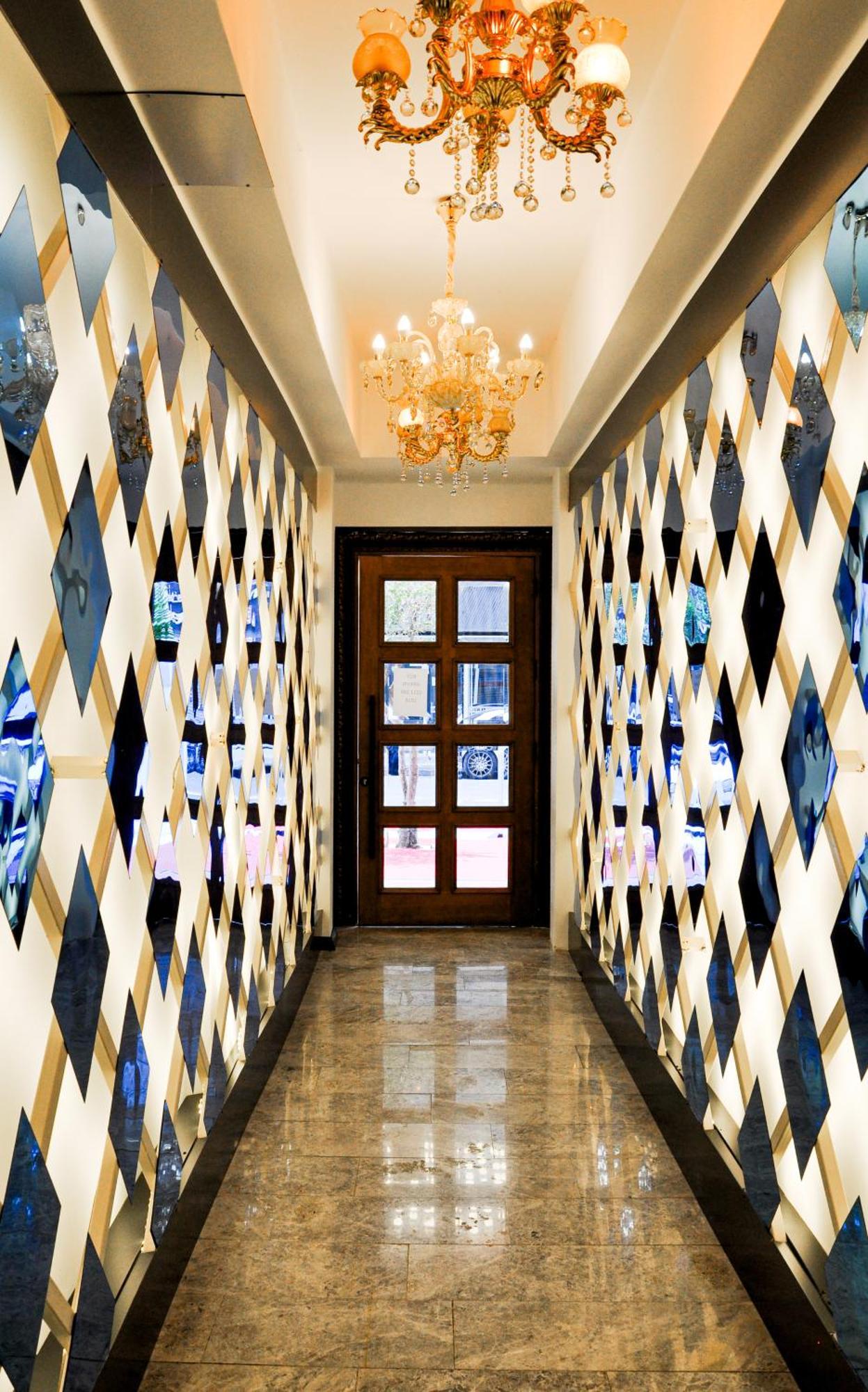 The Royals Hotel Ізмір Екстер'єр фото